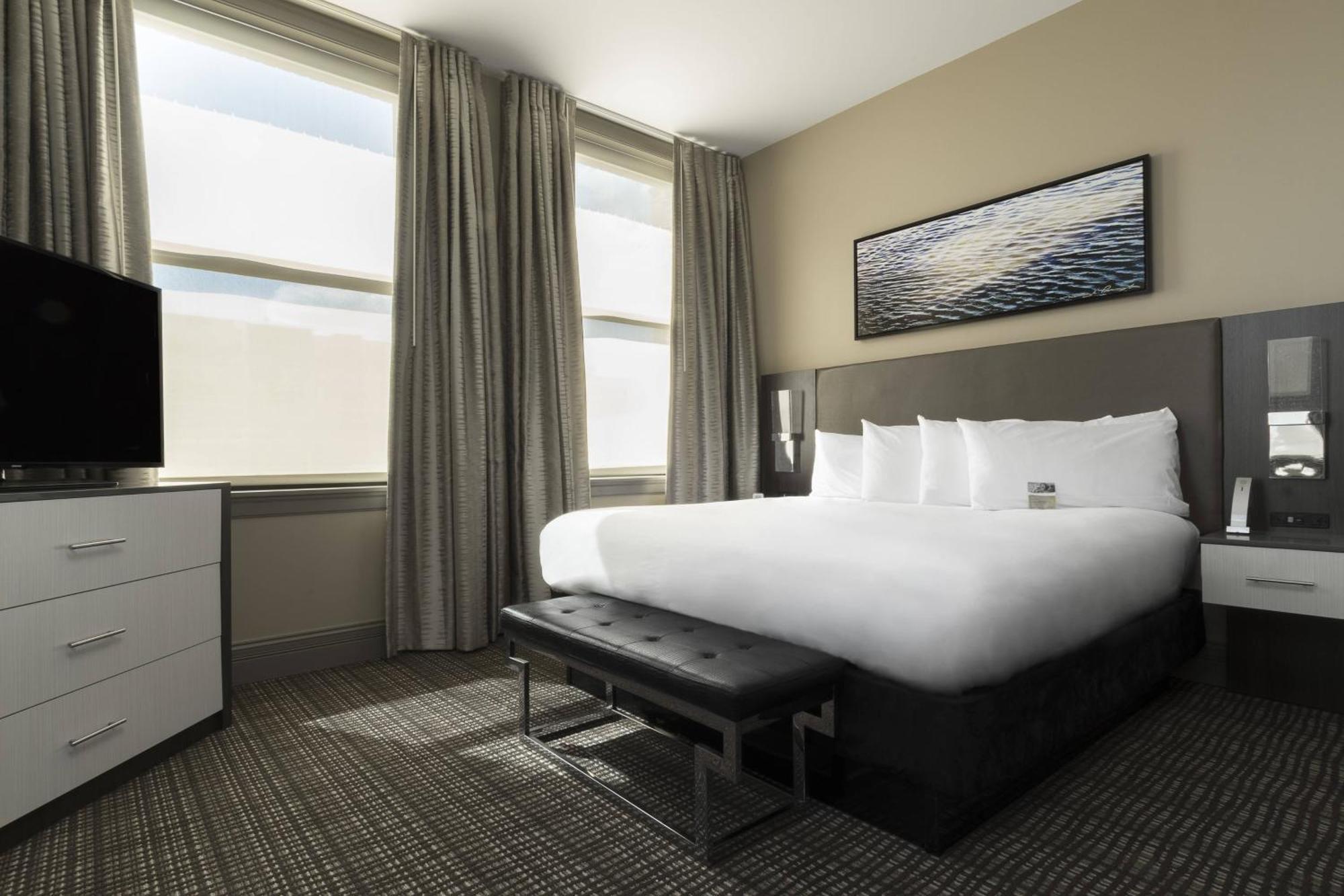 King Guest Room,1631583881:JPEG